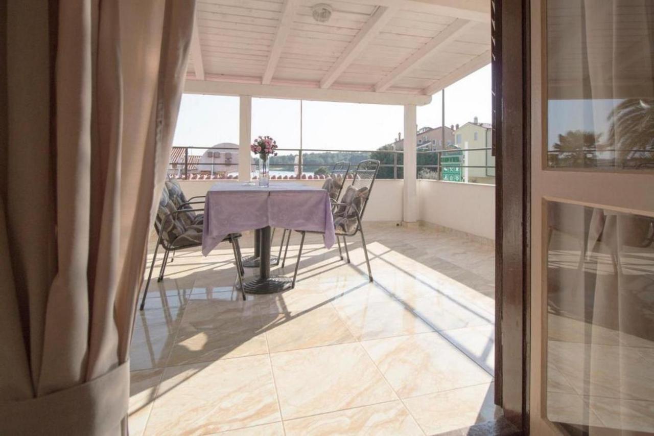 Apartments Palma Bed & Breakfast Medulin Exterior photo