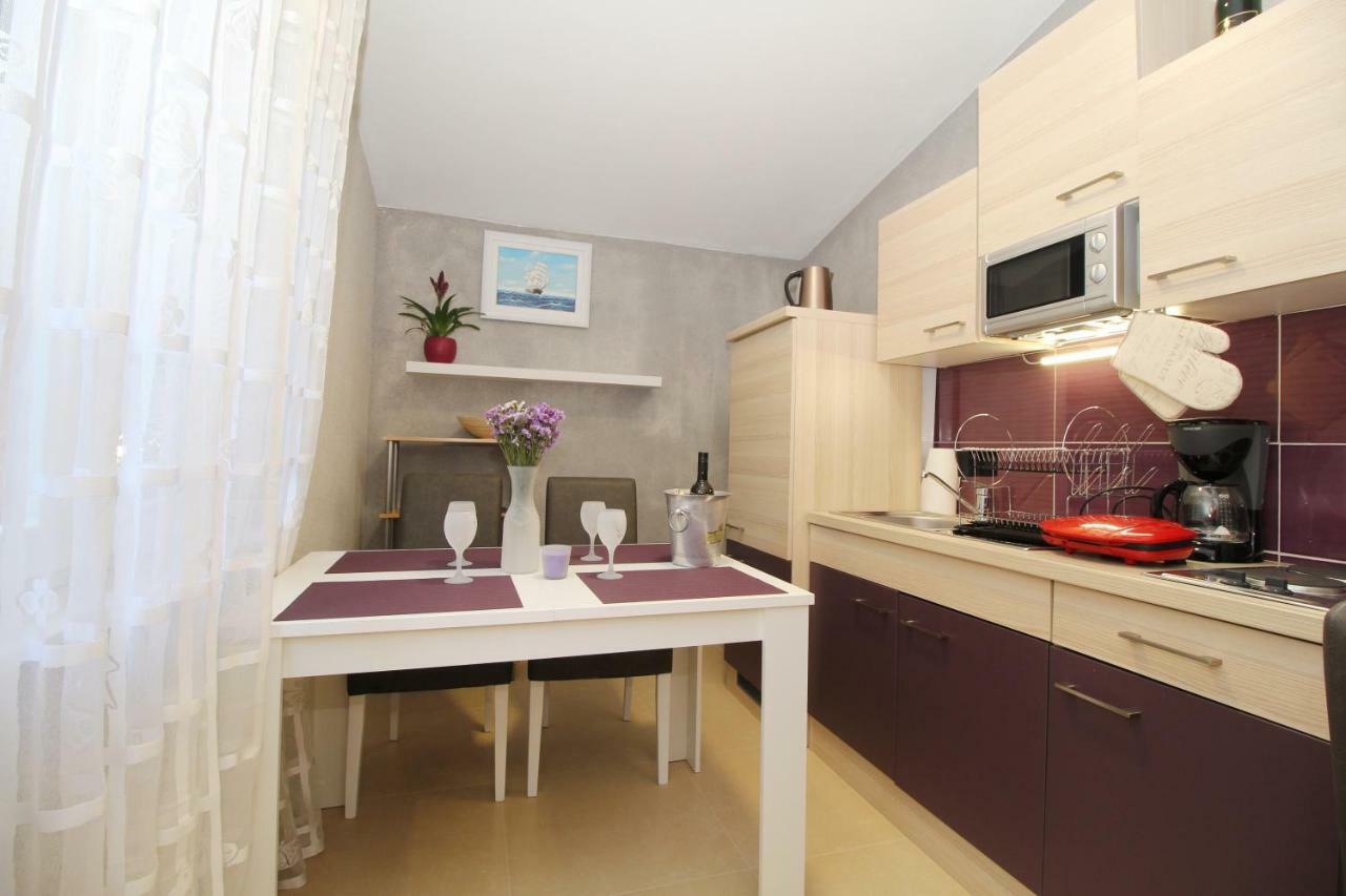 Apartments Palma Bed & Breakfast Medulin Exterior photo