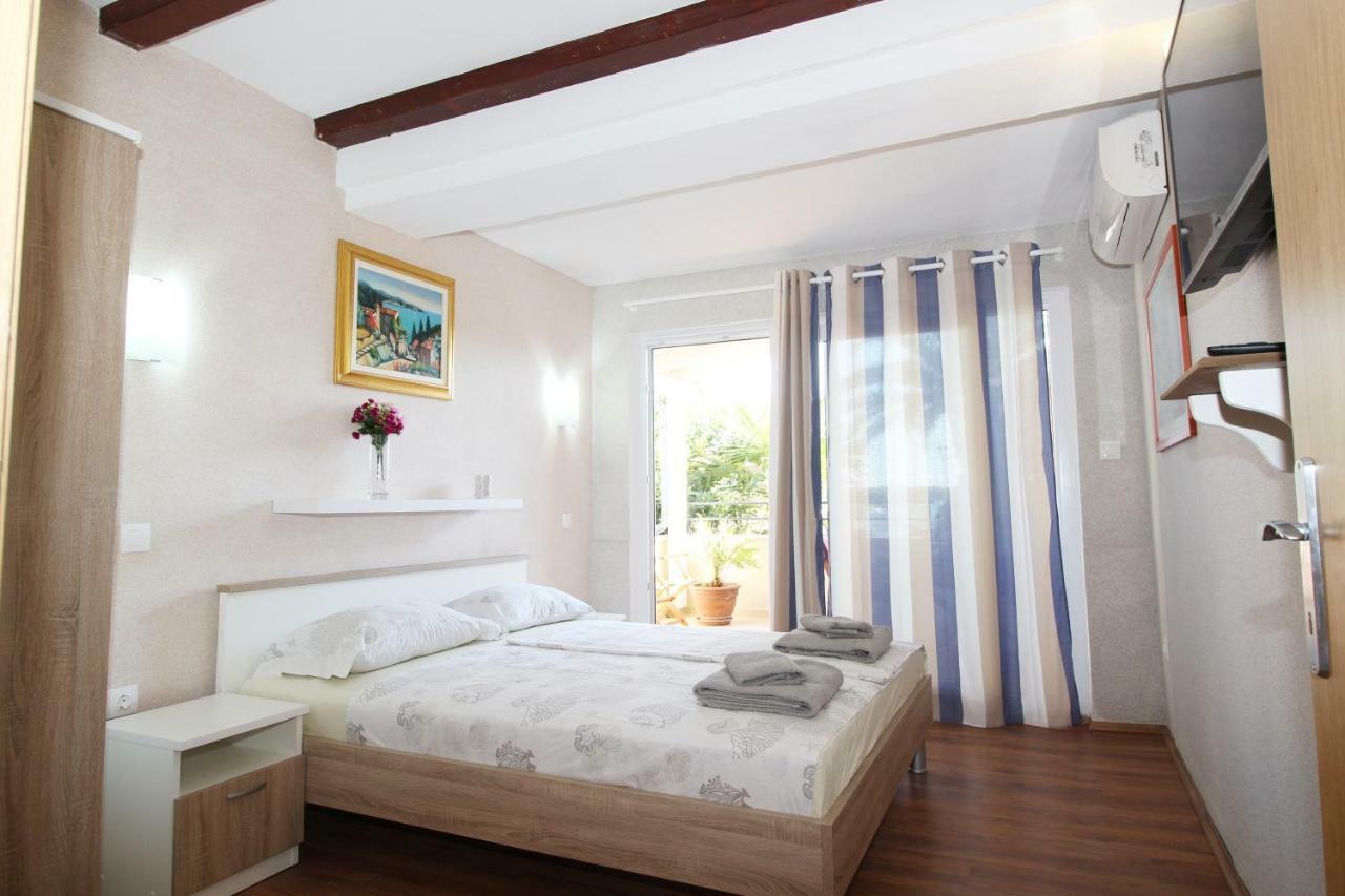 Apartments Palma Bed & Breakfast Medulin Exterior photo