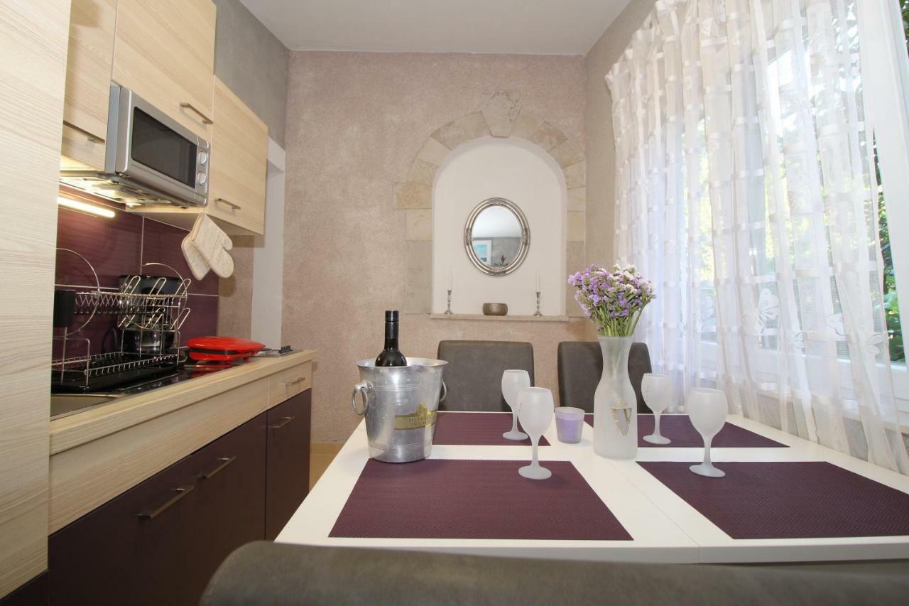 Apartments Palma Bed & Breakfast Medulin Exterior photo