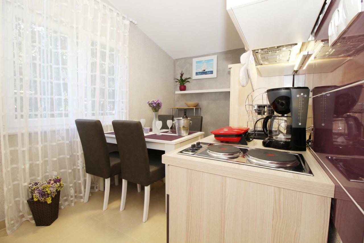 Apartments Palma Bed & Breakfast Medulin Exterior photo